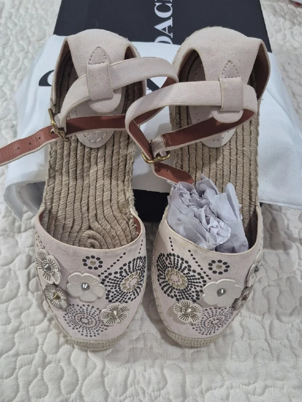 COACH Blush Floral Studded Espadrille Sandals Size 6B